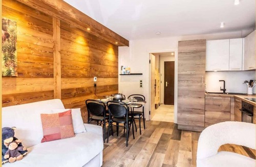 Bernex Apartment | La Petite Ourse | Studio Meublé 4*