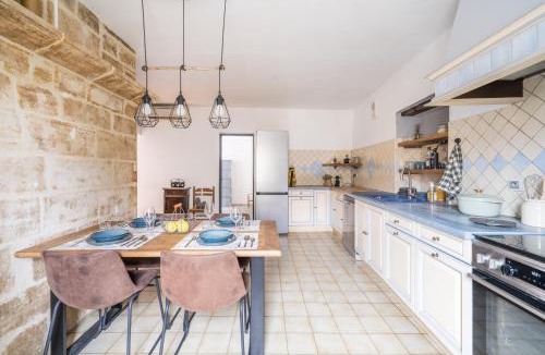 Cornillon House | La Petite Provençale - Proche sentiers