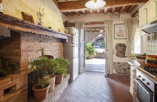 Altopascio Villa | La Piaggia, Altopascio, Lucca and Viareggio