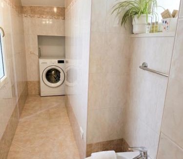 Vercurago Bed & Breakfast | La Piazza B&B