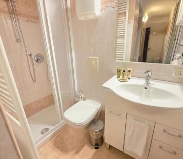 Vercurago Bed & Breakfast | La Piazza B&B