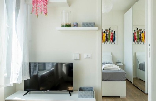 Villa San Giovanni Apartment | La Piccola Fortezza - Metro Line M1