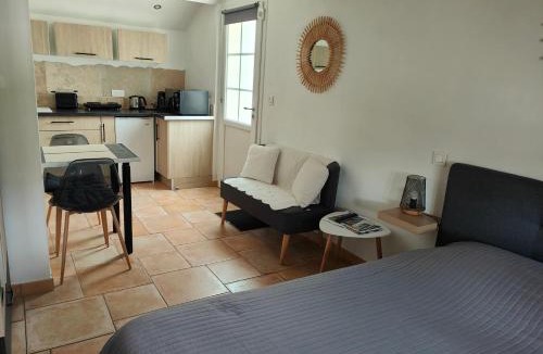 Le Thor Apartment | La Plénitude