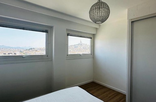 Le Pharo Apartment | La plage