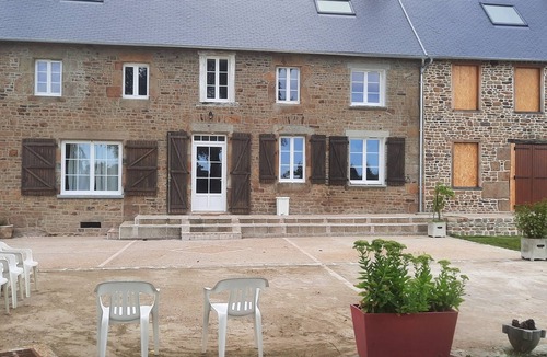 Saint-Martin-des-Champs House | LA PLANCHE La Ferme du Quesnoy Ideal for families (in the country, close to town)