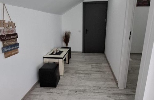 Balotesti Apartment | La Plantă-Therme Airport Bucharest
