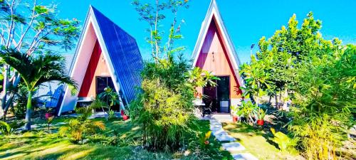 Moalboal Resort | La Plumerias