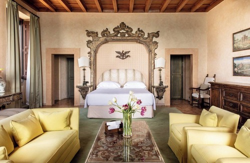 Palo Laziale Hotel | La Posta Vecchia Hotel