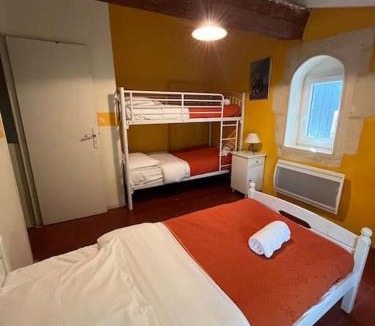 Arles House | "La Pradeto" gite rural Camargue