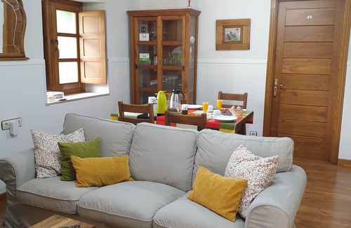 Cangas del Narcea Municipality House | La Pumarada de Limés