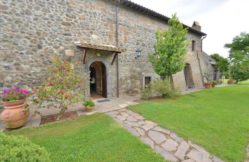 Lubriano Apartment | La Quercia