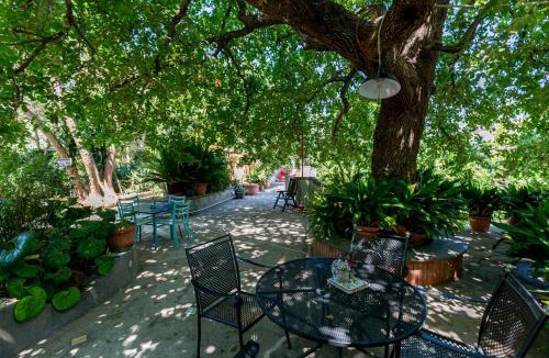 Meta House | La Quercia Retreat