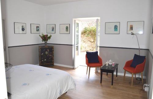 Cherveux Apartment | La Roche Cantin