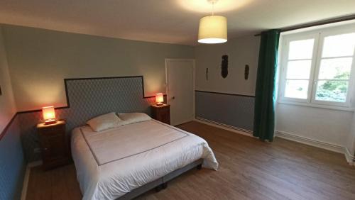 Cherveux Apartment | La Roche Cantin