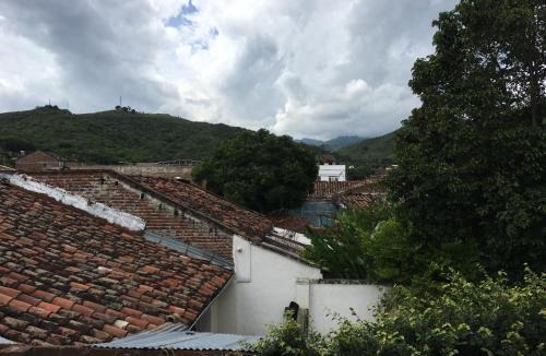 Guadalajara de Buga Bed & Breakfast | La Rosa Buga
