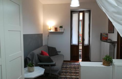 Varallo Apartment | La rosa gialla