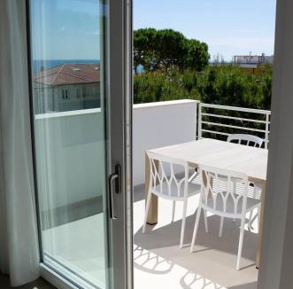 Marcelli Apartment | La Rosantica