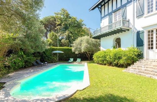 Biarritz House | LA ROSERAIE - Family home with swimming pool