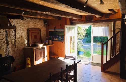 Mauriac House | La Ruche Bed and Breakfast or Gîte near Salers, Puy Mary and Gorges dela Dordogne