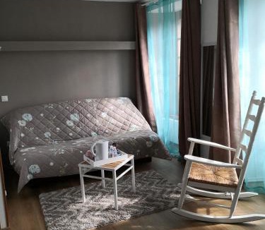 Saint-Etienne-de-Chomeil House | La Ruche Cantalienne