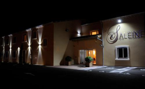 Crest Hotel | La Saleine
