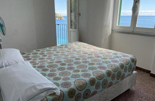 Corniglia Apartment | La Scuna Guest House