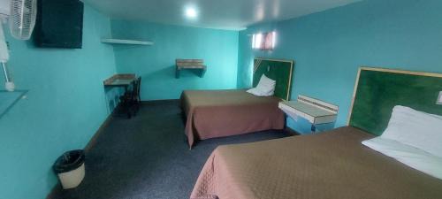 Tijuana Hotel | La siesta