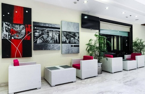 Nawanshahr Hotel | La Silver Leaf