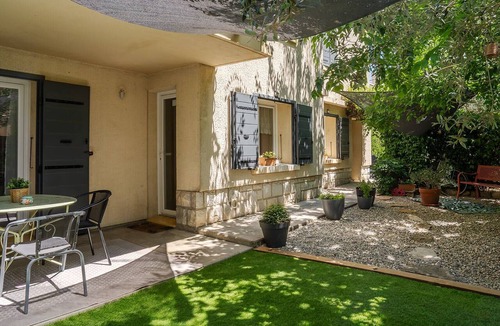Manosque Apartment | La Soleillade