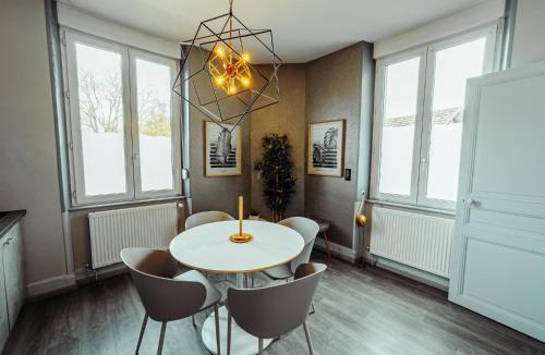 Verdun Apartment | La Source de la Scance