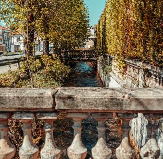 Verdun Apartment | La Source de la Scance