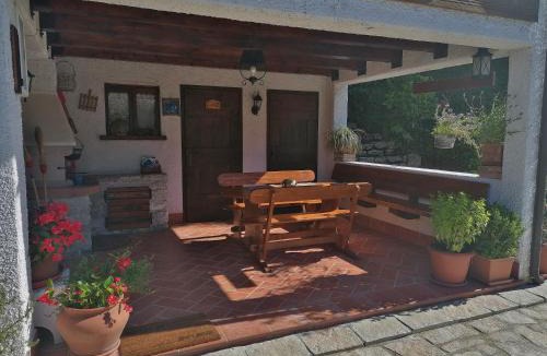 San Gregorio nelle Alpi House | La Stazion