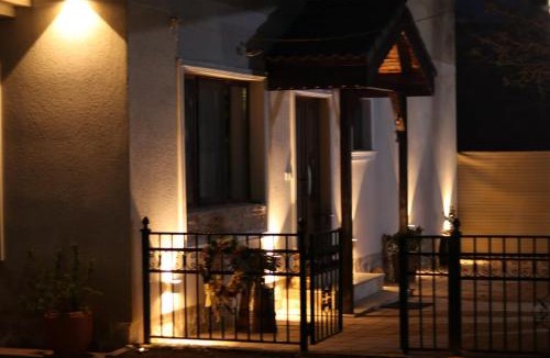 Eselnita House | LA STORIA by Camping Mala
