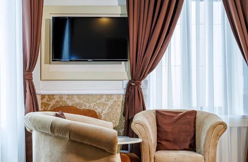 Pitesti Hotel | La Strada Boutique Villa
