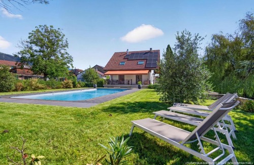 Saint-Genis-Pouilly Apartment | La Sublimée Villa with Private Pool & Close to Switzerland