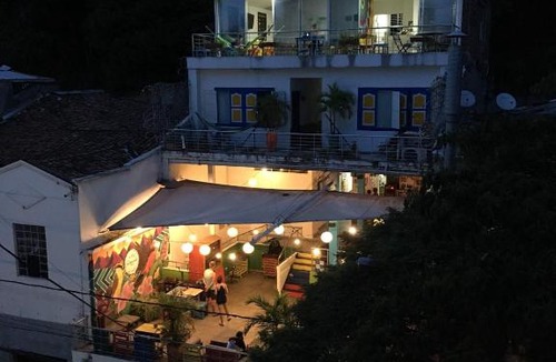 Granada Hostel | La Sucursal Hostel