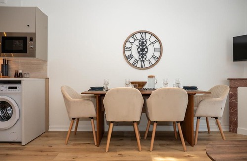 Saint-Rambert-d'Albon Apartment | La Suite Cacao