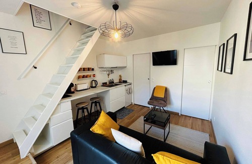 Reims City Centre Apartment | La Suite Marie Stuart | Hypercentre