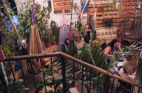 Flores Hostel | La Terraza Hostel