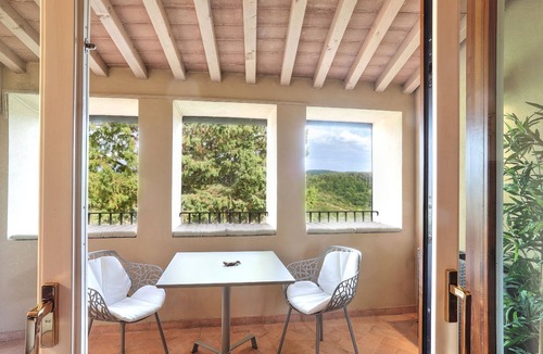 Castelfalfi Apartment | La Terrazza by Interhome