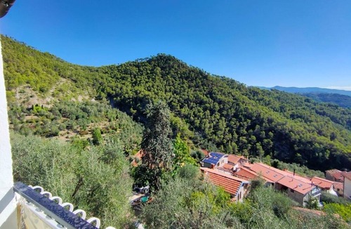 Ventimiglia House | La Terrazza dei Moi (Citra 008065-LT-0270 CIN IT008065C2SXH62U8M)relaxation in the green