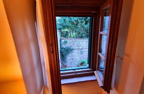 Cetona House | La Terrazza, Historic Tuscan Stone Residence With Garden and Terrace in Cetona