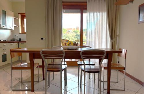 Aurelio Apartment | La Terrazza sul Parco 100 sqm Terrace 8 Guests 2 Bathrooms Free Parking