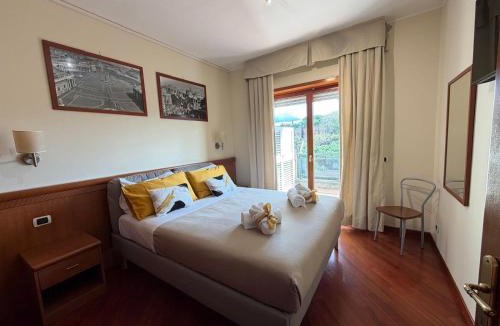 Aurelio Apartment | La Terrazza sul Parco 100 sqm Terrace 8 Guests 2 Bathrooms Free Parking