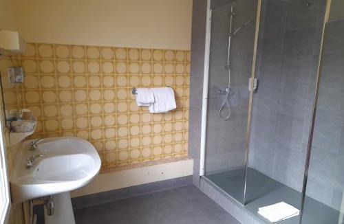 Montrichard Hotel | La Tete Noire