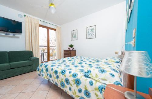 Cassone Apartment | La Toresela