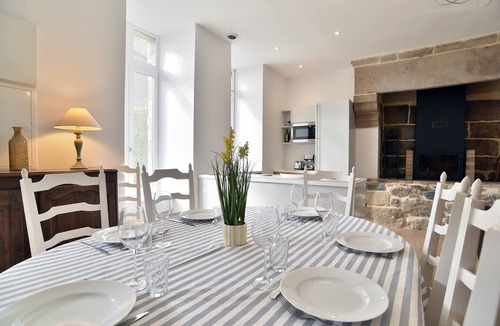 Pleven House | La tourelle du Val-d'Arguenon