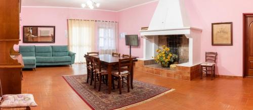 Perignano House | La Vecchia cantina Guzzardi