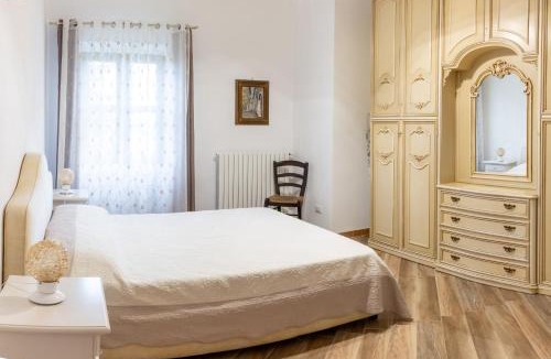 Perignano House | La Vecchia cantina Guzzardi