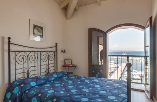 Cavo Apartment | La Vecchia Scuola
